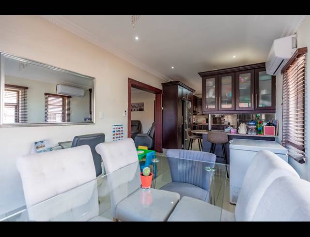 3 BEDROOM APARTMENT FOR SALE IN MUSGRAVE